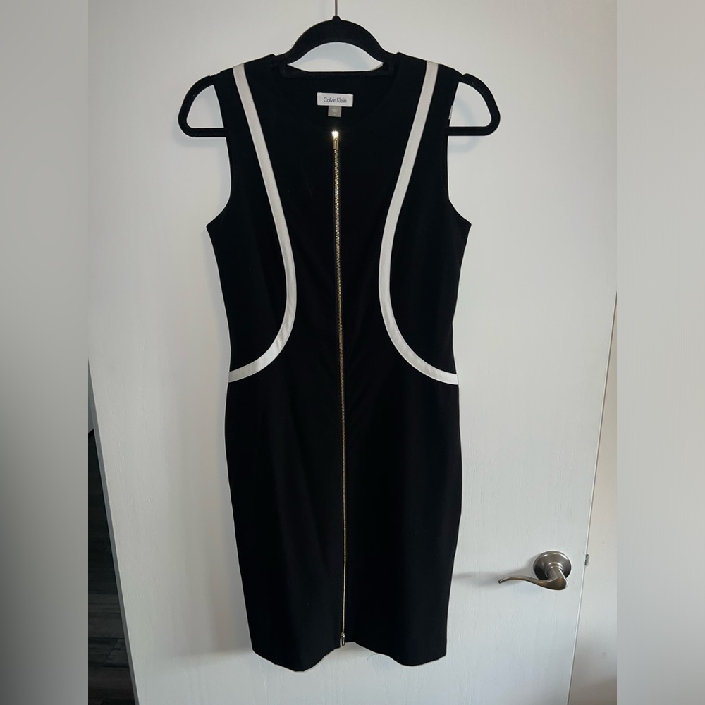 Calvin Klein Black Sleeveless Sheath Mini Dress size 6 NWOT